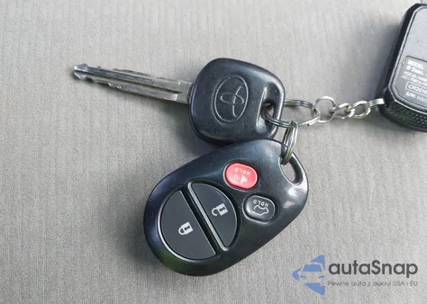 2012 Toyota Highlander Base V6 from USA, damaged, VIN 5TDZK3EH1CS056614